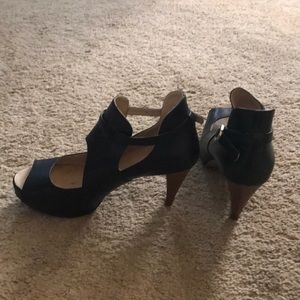 High heel black leather platform heels
